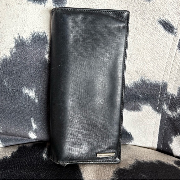 Dolce & Gabbana Black Leather Flap Wallet - Picture 1 of 16